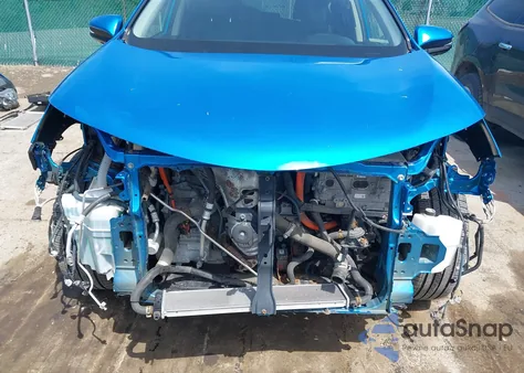 2017 Toyota Rav4 Hybrid Limited из США, поврежденный, VIN JTMDJREV1HD118313